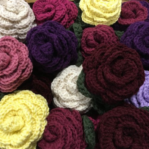 Crochet Roses Brooches